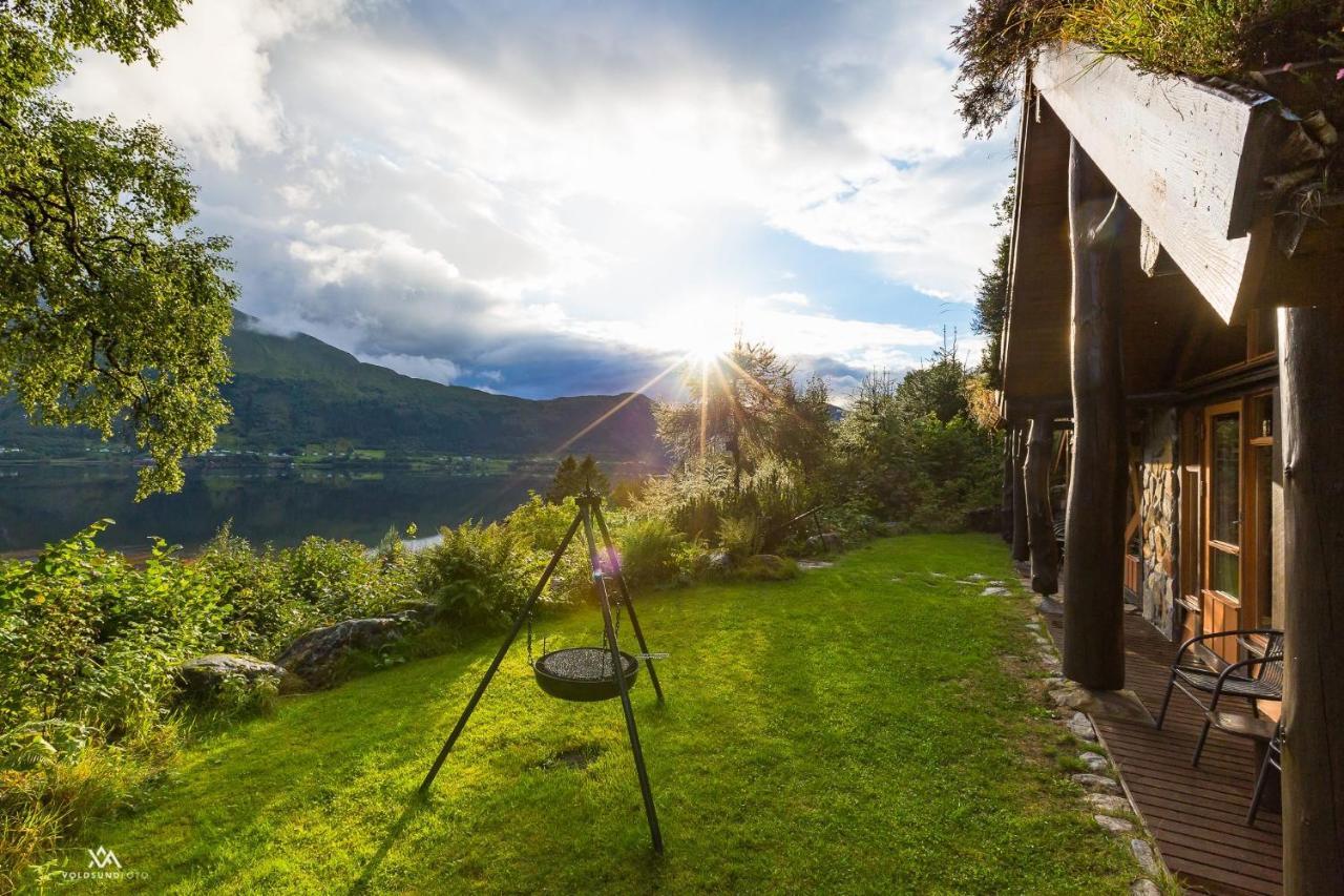 Troll Fjordhytter Syvde Exterior foto